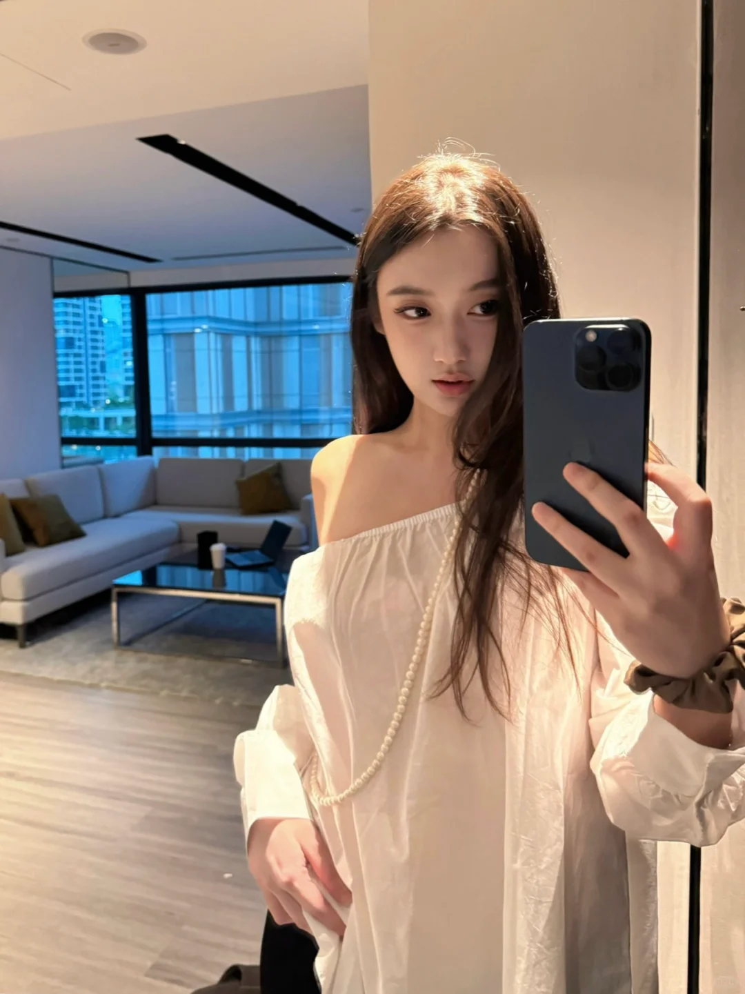 white🥽
