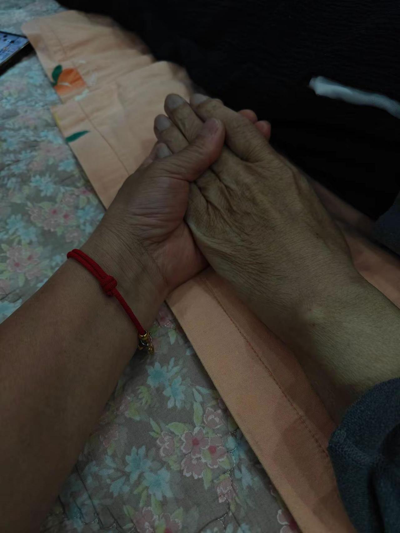 纪念像 从此你长眠我长见，今生今世永不见