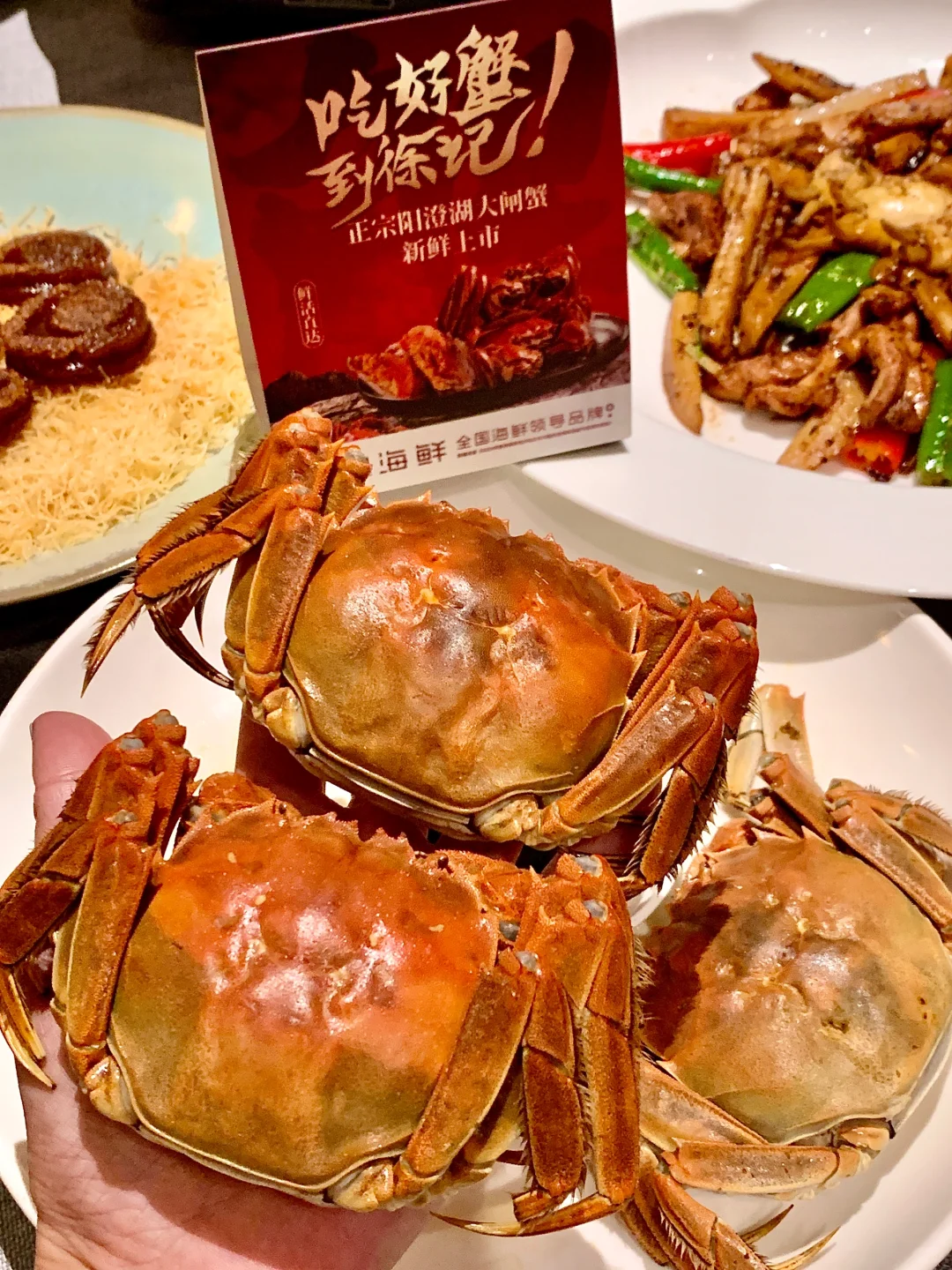 谁懂啊！？秋日里的第一口大闸蟹，肉满膏肥！