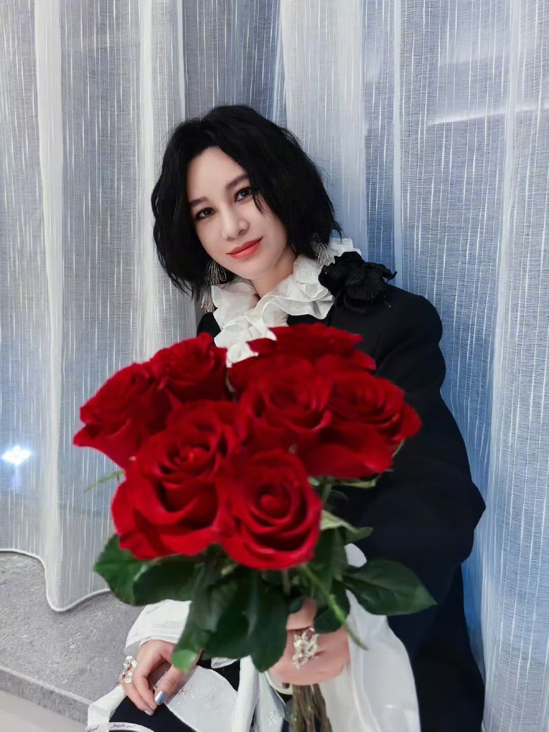 尚雯婕比末世女主还会囤咱姐看起来就是个理工高智女，但我没想到她居然啥都囤还啥都会
