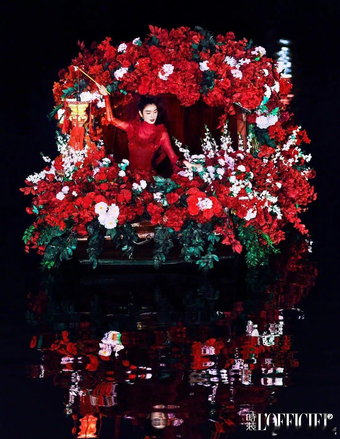 李云霄时装二月刊封面一年内二登时装，是目前唯一登上二小封面的戏曲演员耶「风物中国