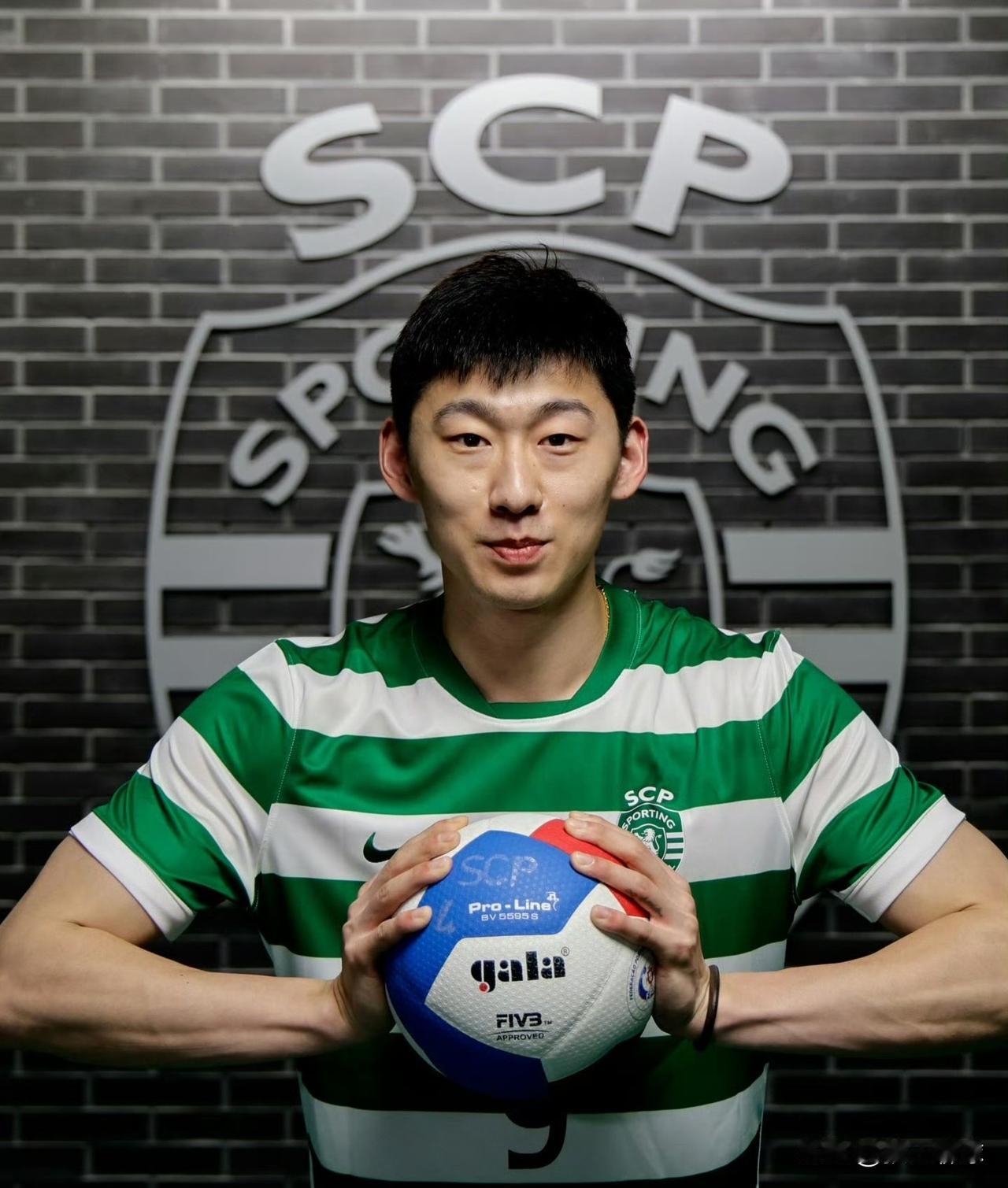 葡萄牙里斯本竞技（葡萄牙体育）男排俱乐部在社交媒体预告，当地时间1月6日（二）晚