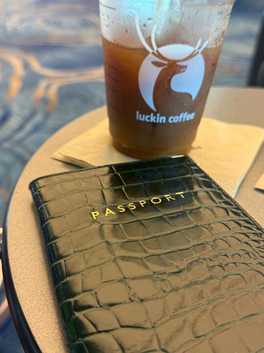 向快乐出发🛫