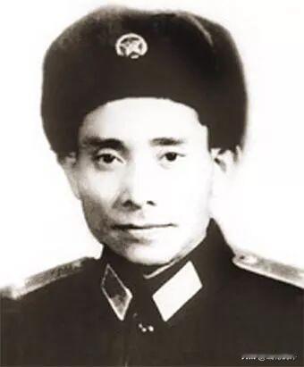 洪水少将‌是中国人民解放军开国将帅中‌唯一的外籍将军‌，同时拥有‌中国人民解放军