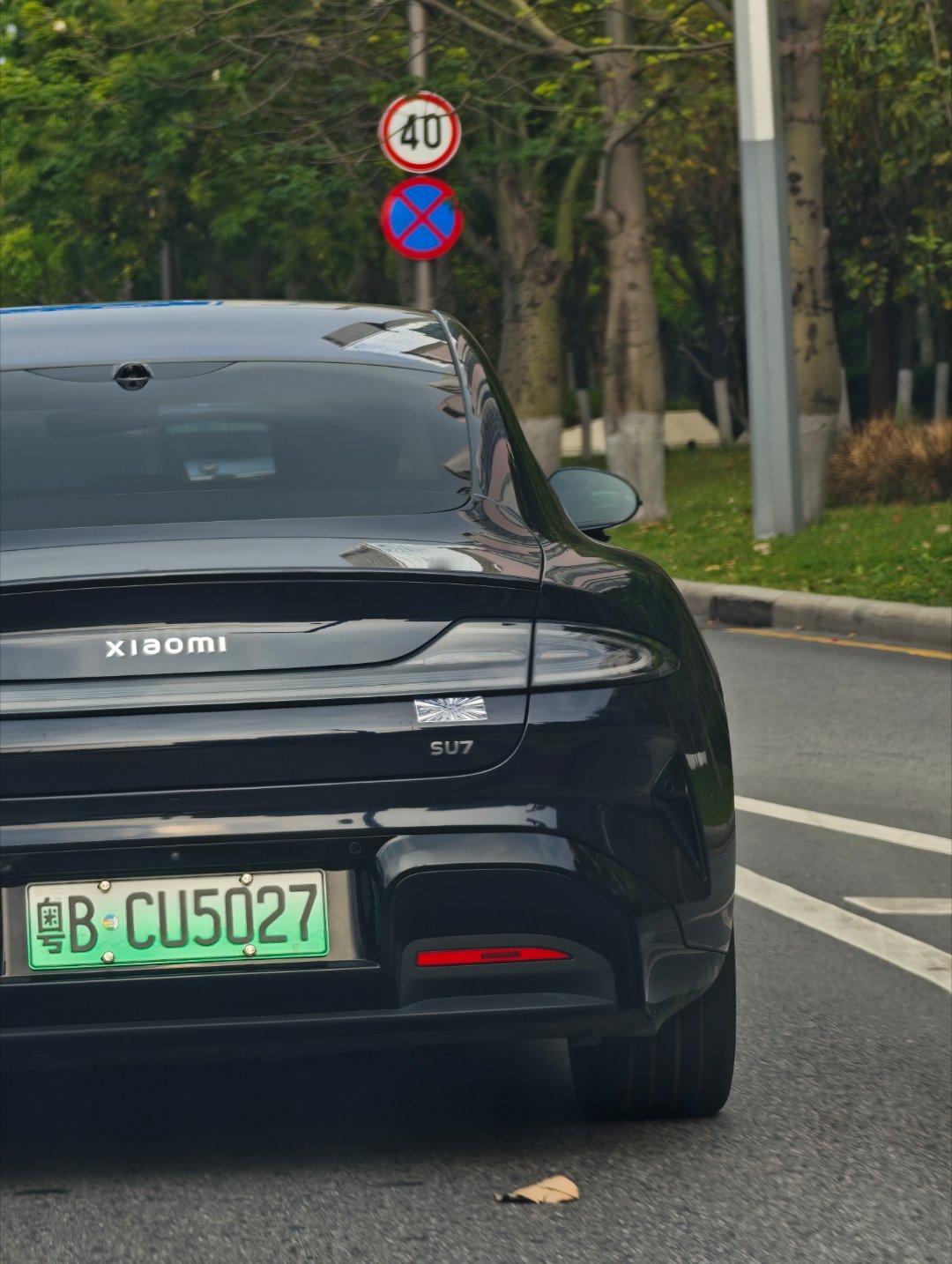 这是小米su7赢了model s plaid？ 深圳