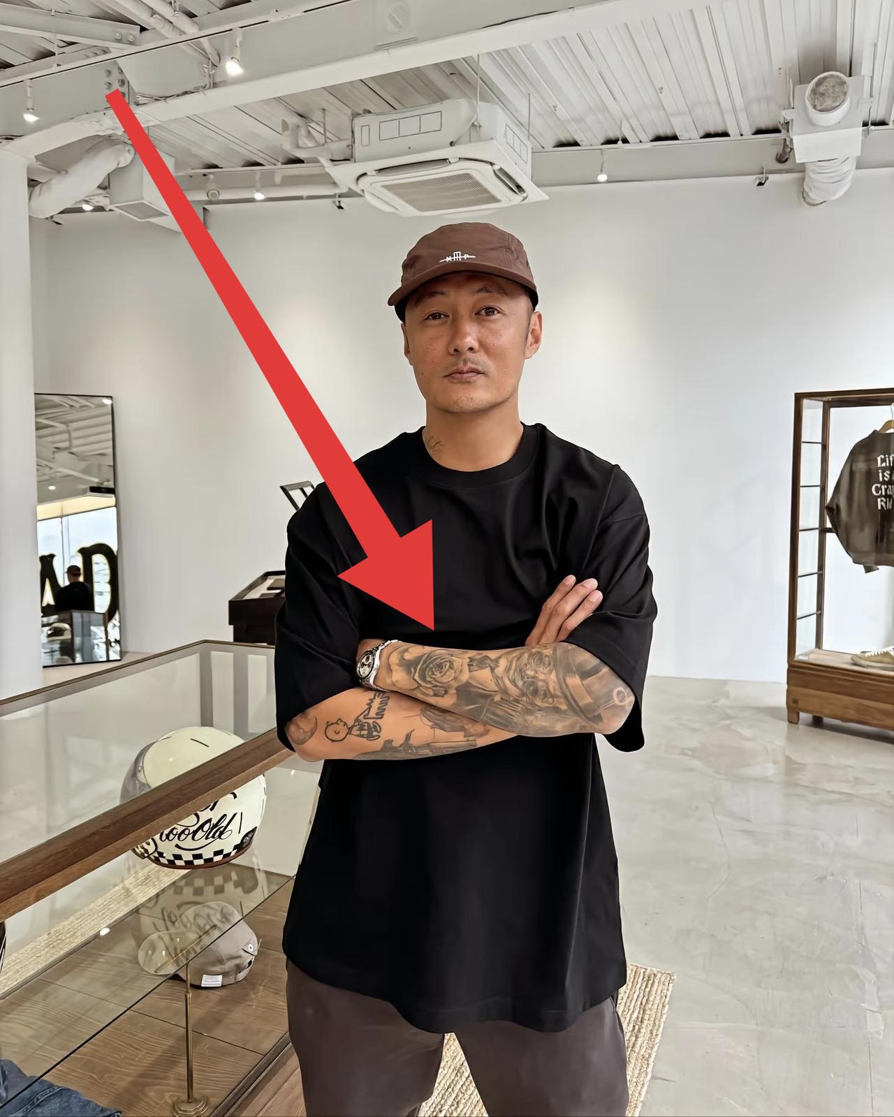 余文乐离婚，我不意外，
他上《披荆斩棘》，我也不意外，
让我意外的是，他竟然有大