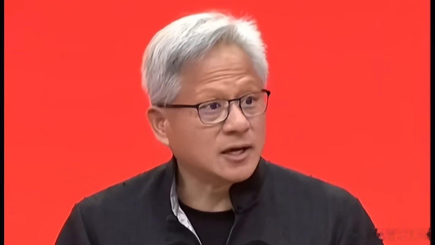 凤凰新闻【“黄仁勋第一次用中文演讲”】“黄仁勋第一次用中文演讲”来自