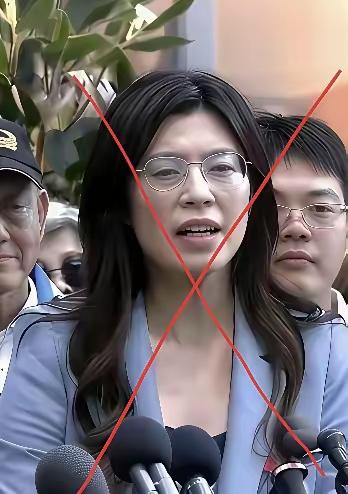 郑丽文的立场来回横跳、遇事立刻服软，这样的政客根本不值得信任。
 
郑丽文这次在