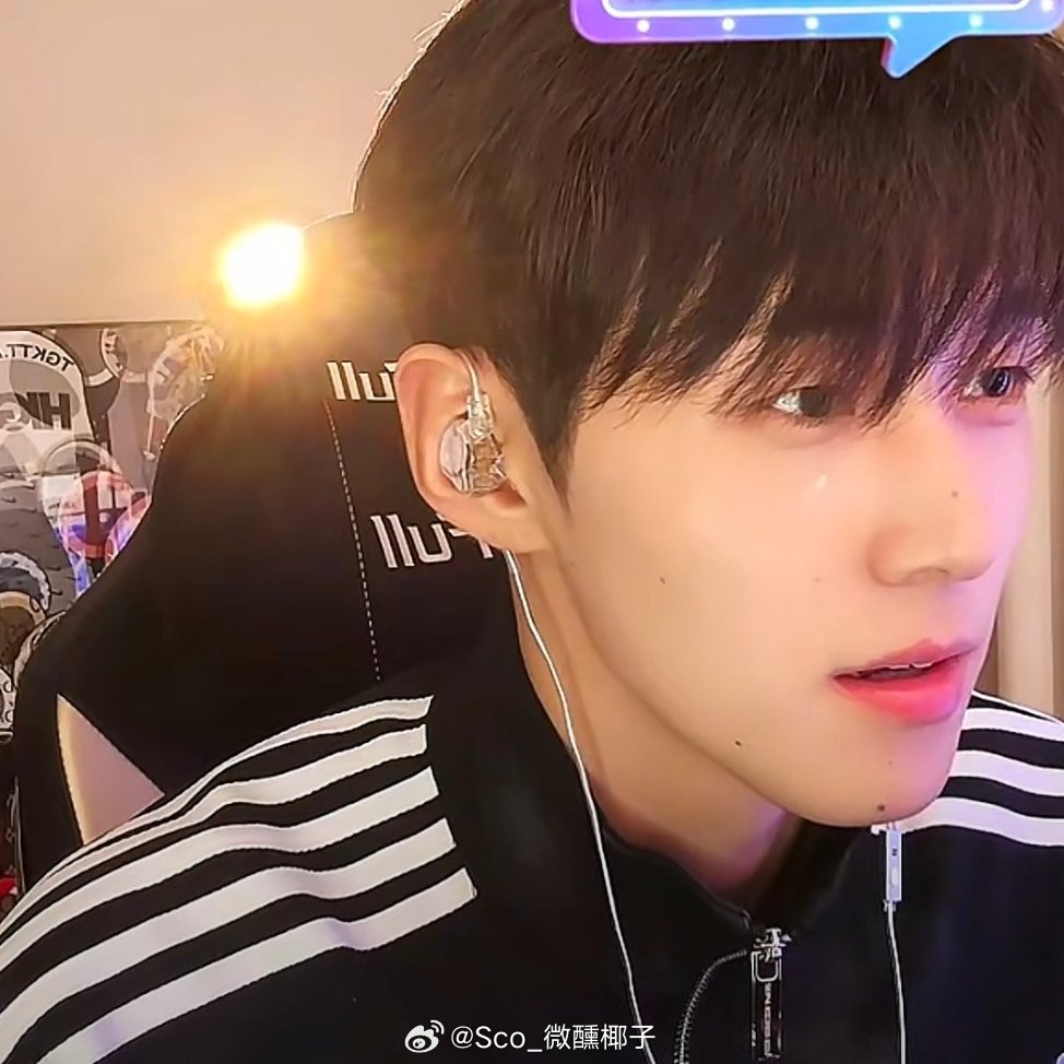 李卓扬演电竞男主也不错