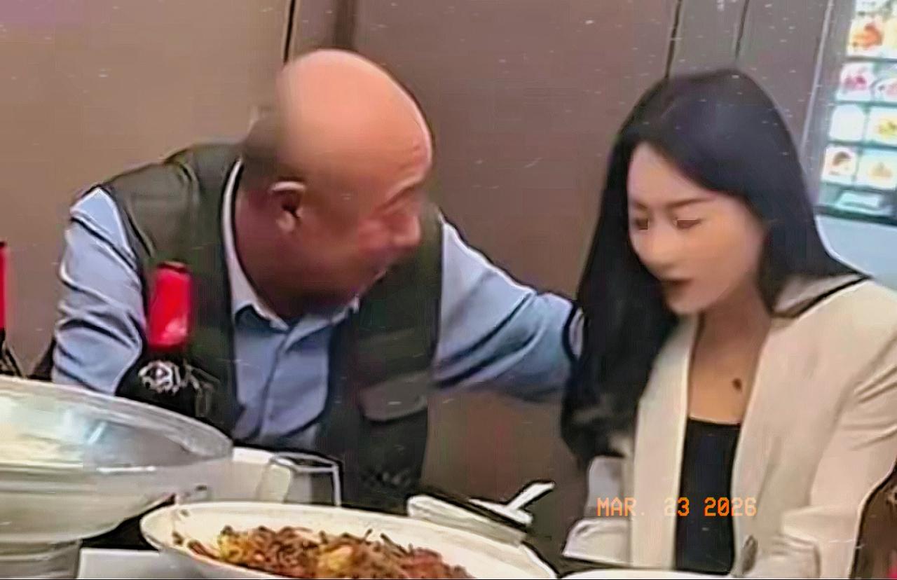 白嫖成功？”天津，一大爷见照顾自己的保姆年轻漂亮，便对她说如果保姆嫁给他，可以送