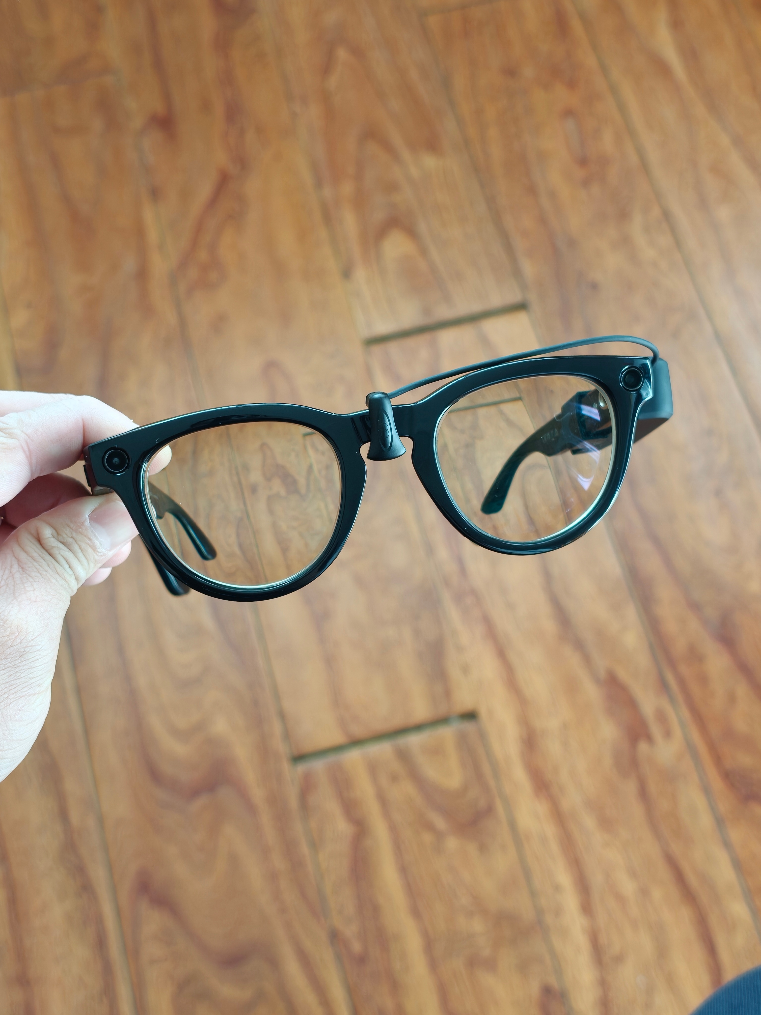 我的Meta眼镜拥有了无限续航！代价是，增加了15g的重量戴着还行