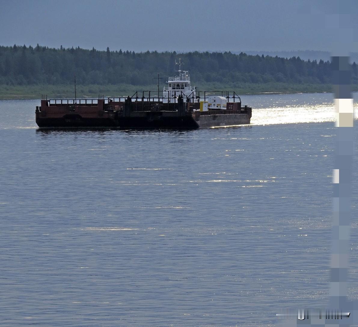 莫斯科并不仅有伏尔加河舰队一支内河舰队，例如在叶尼塞河，该国亦部署有一支舰队。