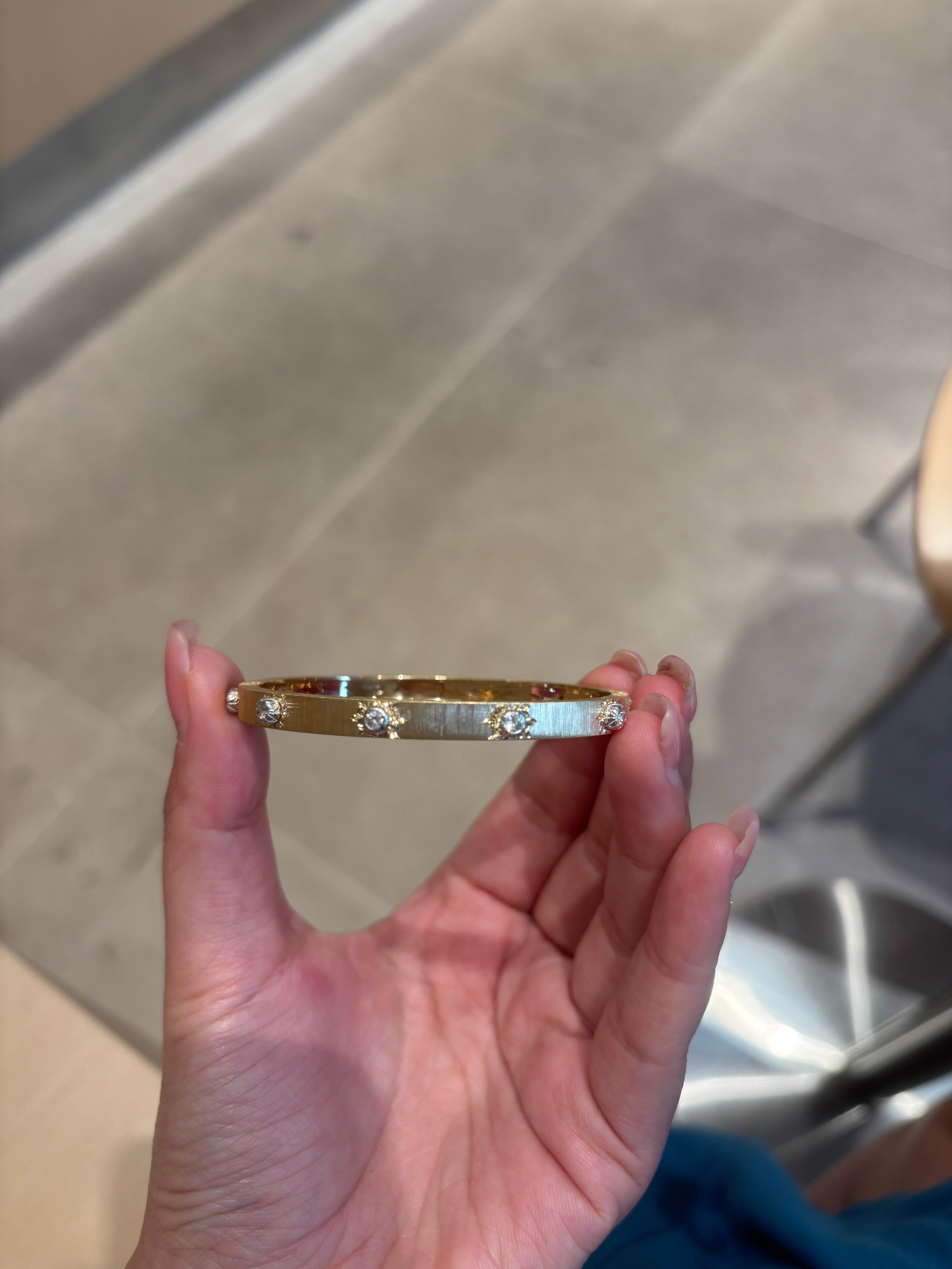 让工厂拉了一个月的拉丝 太好看了 手工制作真的不一样 