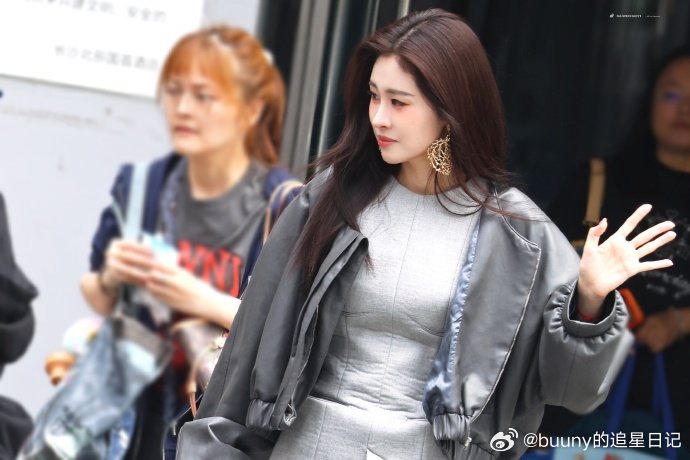张碧晨歌手唱了网友选的歌从征集曲目到正式开唱，一步步兑现承诺，也太靠谱啦歌手20