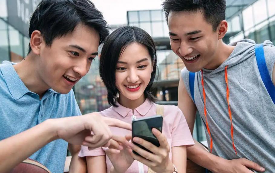 最近有个美国华裔的帖子火了，这人叫Brian，在硅谷上班。以前他整天瞎焦虑，总觉