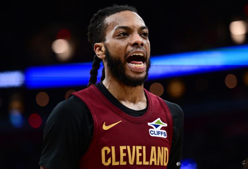 今天，巴图姆在训练结束后接受了采访。谈及加兰，巴图姆表示：“我们已经迫不及待了。