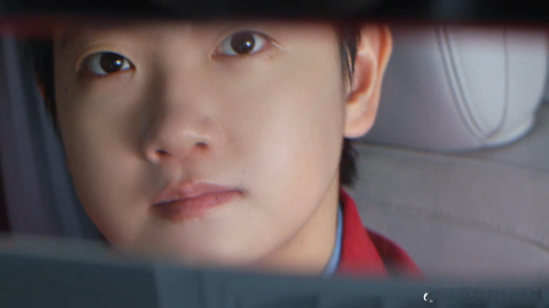 红旗为孙颖莎许下生日祝福 🎂二十五岁正青春，祝莎莎生日快乐！第一次国际赛场拍摄