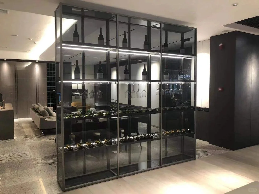 1350一方做的玻璃柜