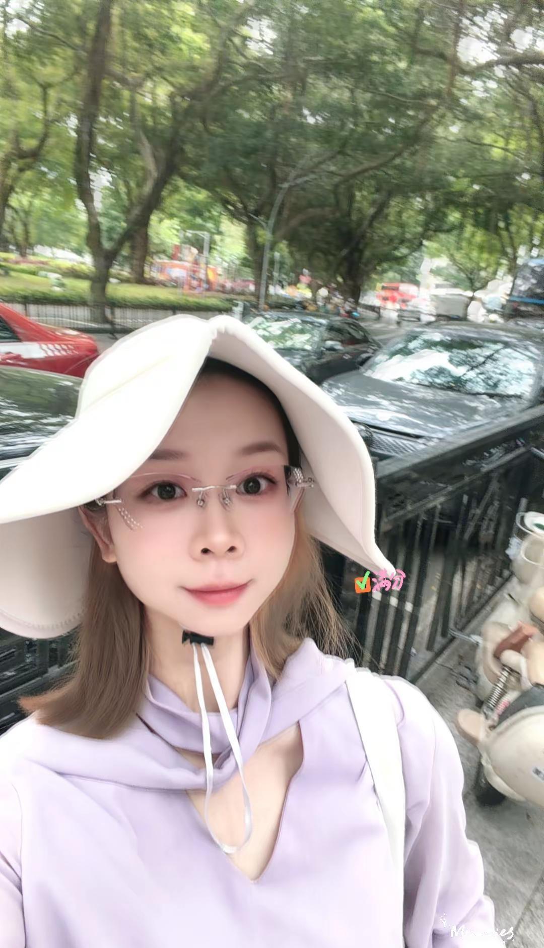 很喜欢广州的老城区。很喜欢广州的老城区，对历史悠久的古建筑，情有独钟，也非常喜欢