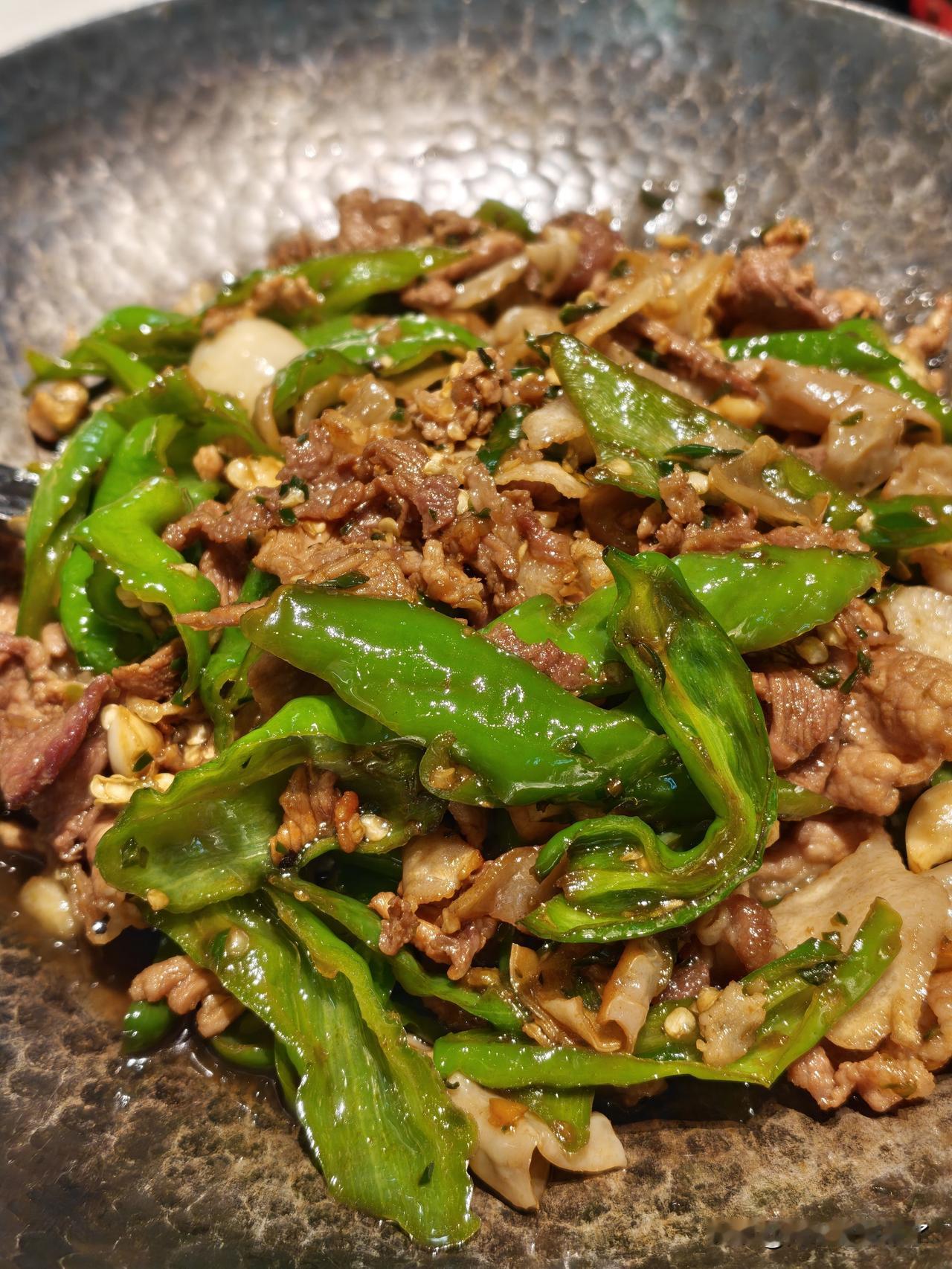 很多本地人一说起费大厨就是从来没吃过，本地人谁吃费大厨？

我前两天吃了一顿费大