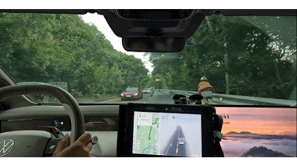 Momenta R7强化学习世界模型——物理AI上车4月25日北京车展，Mome