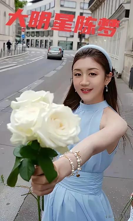 陈梦
一个我非常喜欢的运动员
漂亮坚韧还有一颗热爱小白球的心
不过现在很遗憾
几