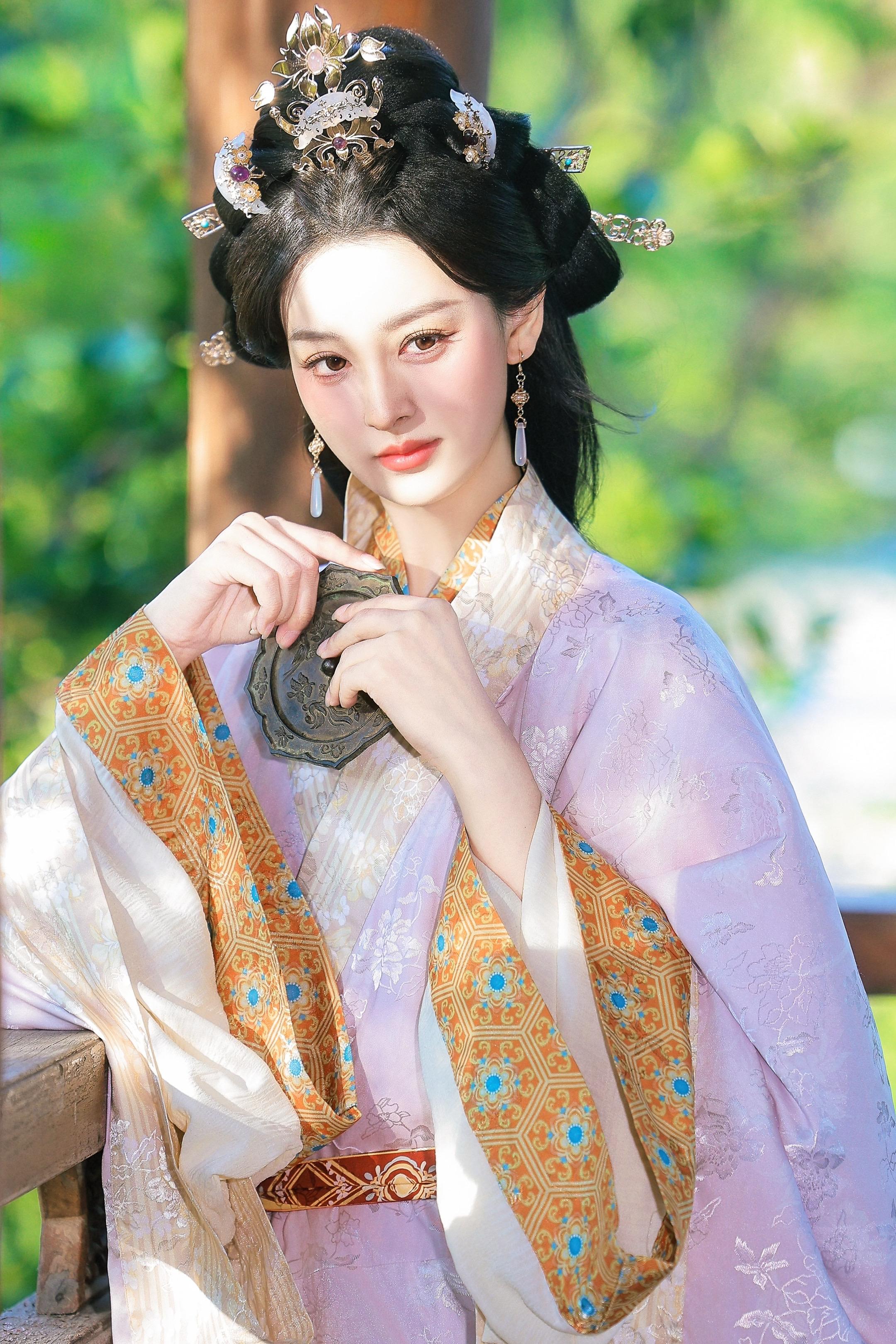 她从楚国来，带着千年的风...摄/后：我