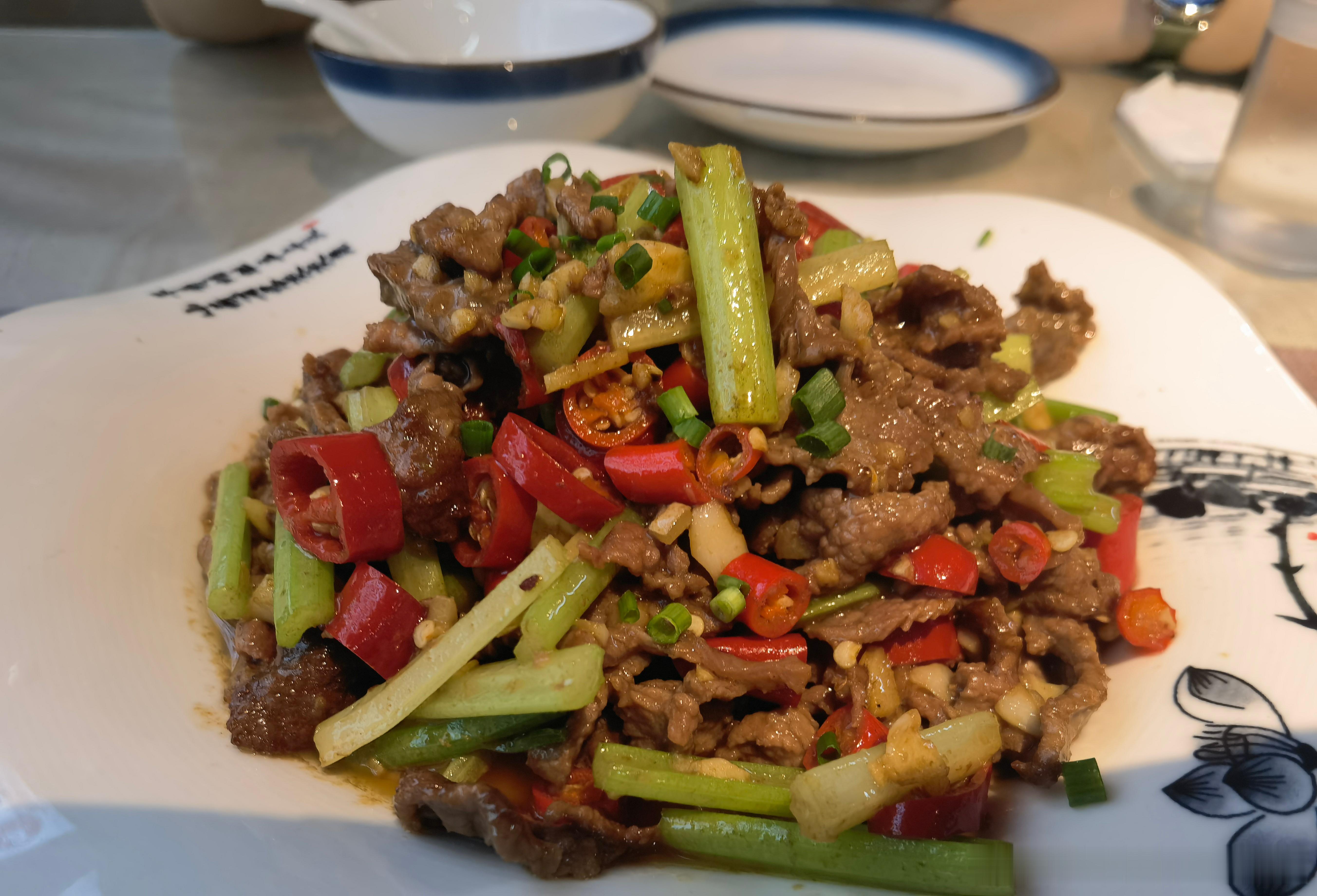 江西小炒可是给我辣懵了[晕]  ​​​