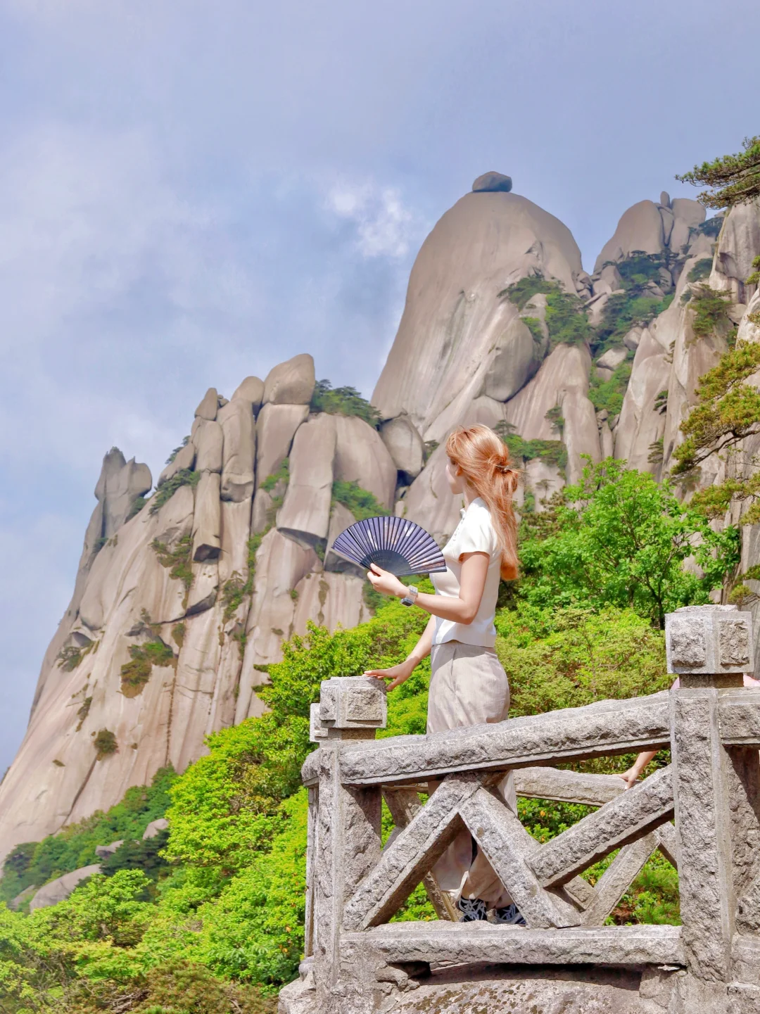 安徽不止黄山!!一定要去天柱山⛰️此生必去新手友好
.
不愧是李白和白居易众多诗...