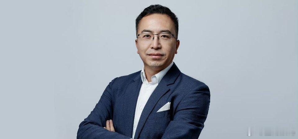 荣耀前CEO赵明否认加入智界【曝荣耀前CEO赵明加盟智界】近期手机行业人事变动引