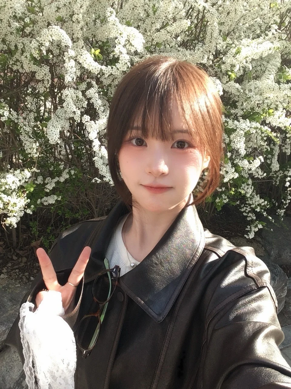 ins博主｜存一些拍照姿势📷~