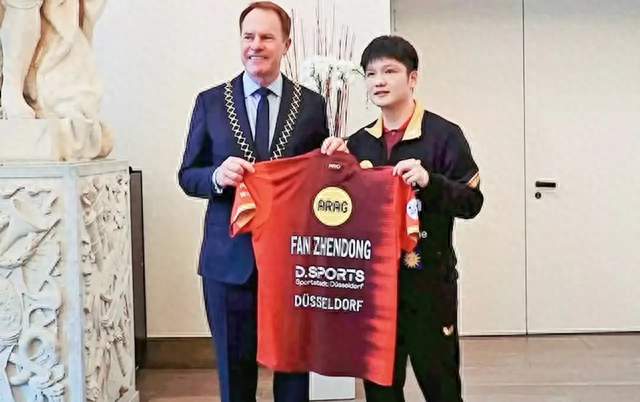 去年萨尔布吕肯，今年杜塞尔多夫，樊振东再次开启捞金之旅