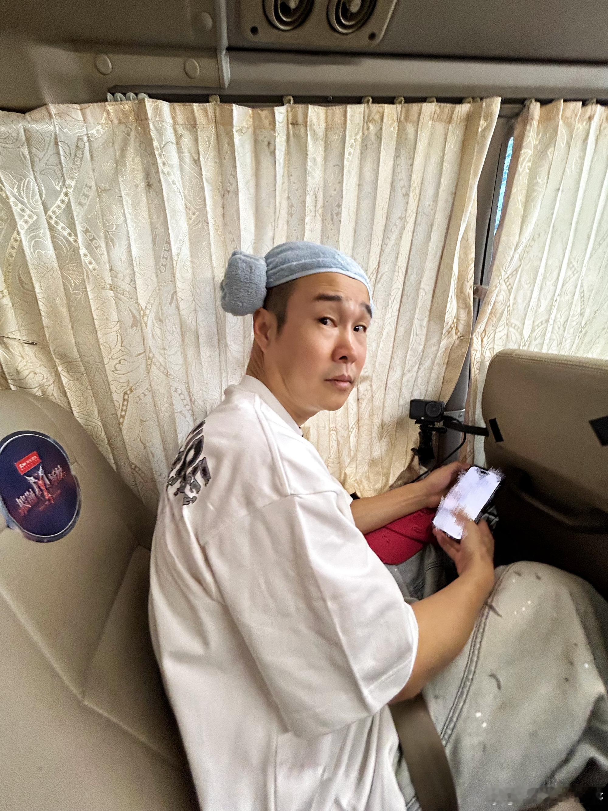  跳出舒适圈全力出击，小沈阳唱跳气场全开，这首《爱的主打歌》燃翻全场。小沈阳唱跳