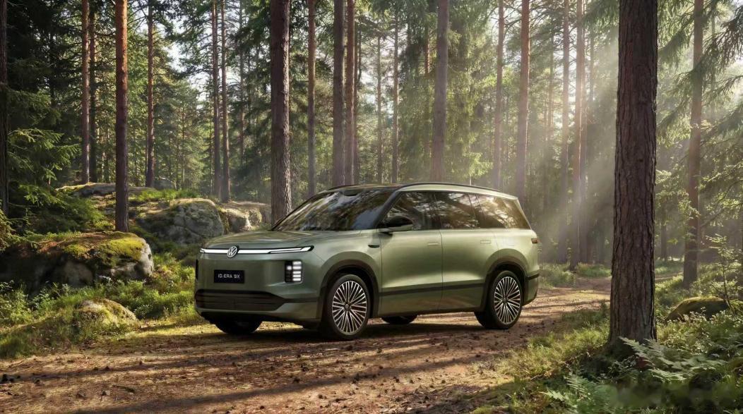 日前，上汽大众ID.ERA 9X媒体深度试驾会在武汉金港大本营举行。作为“合资2