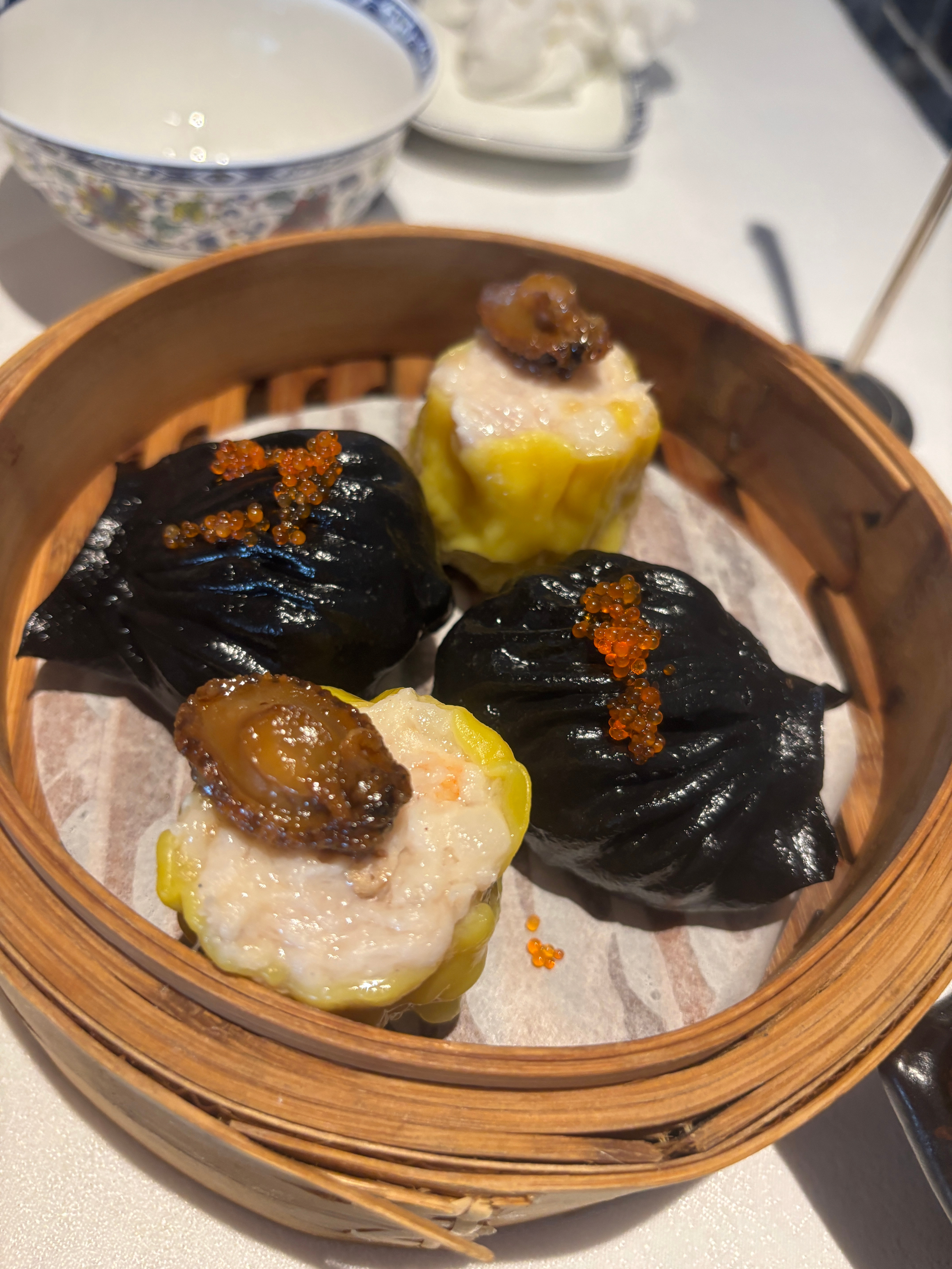 这家算广州点心好看又好吃的[锦鲤附体]带北方朋友过来赞不绝口  ​​​