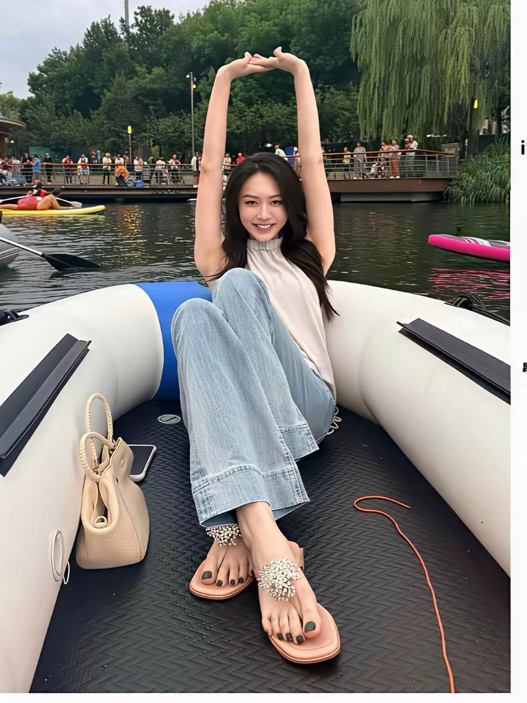 好看的人字拖，夹脚也爱穿。