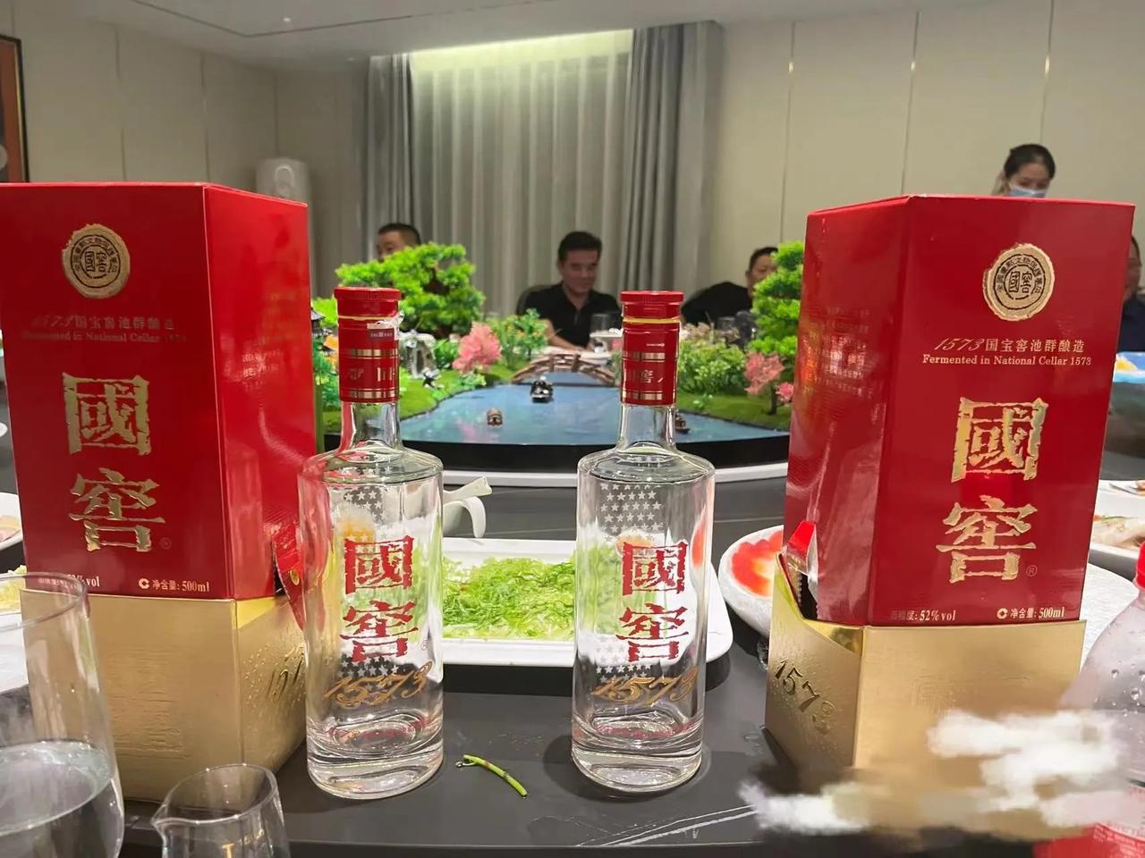 酒圈突发！我国六大名酒排名“重新洗牌”，茅台遗憾落榜，第三名实在让人出乎意料，冠