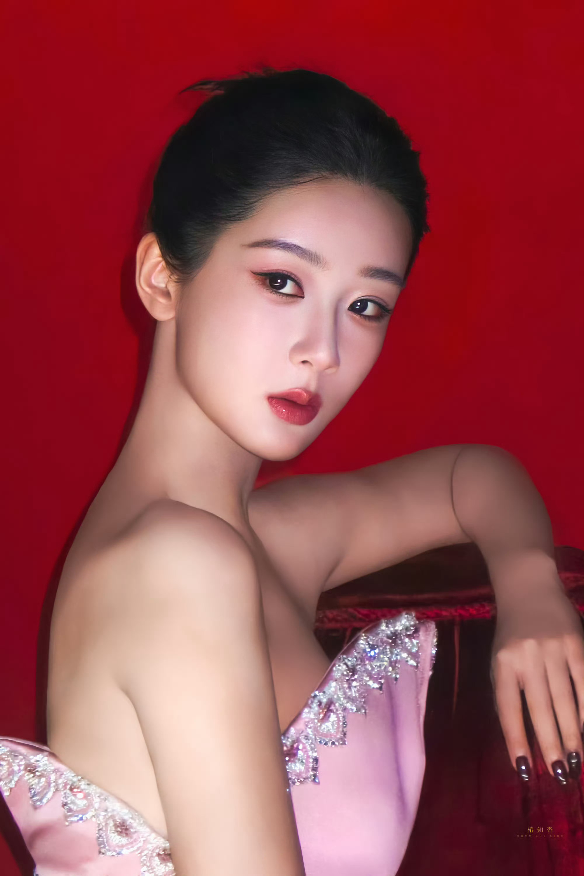 世界上最强大的力量不是财富与权力，而是发自内心的善良。它能让绝望者重拾希望，让孤