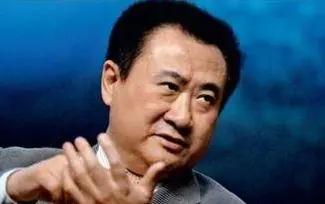 直觉告诉我，王健林应该多等了不止3分钟。

早几年，王健林身为中国首富，每天可谓