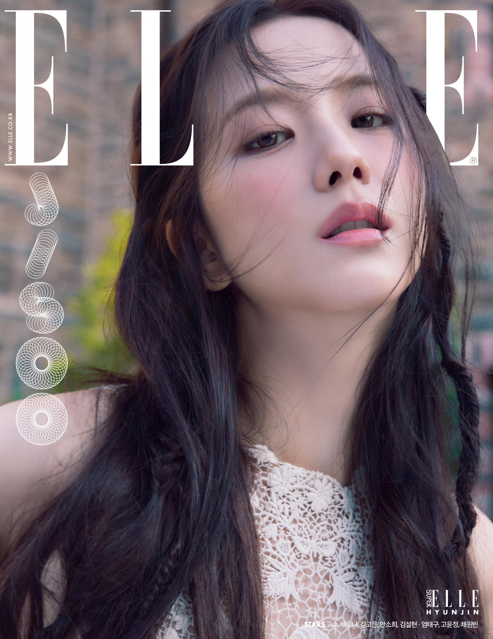 kimjisoo[超话]  金智秀韩版ELLE12月刊封面 ELLE 12月刊封