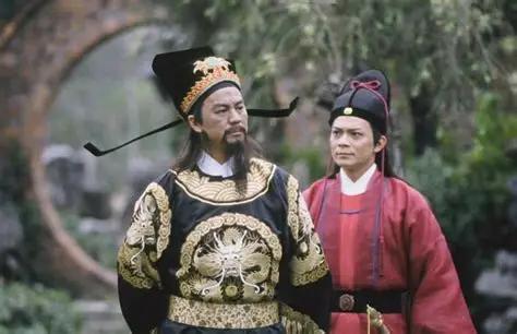 1062年，包拯去世，出殡当天发生了一件奇怪的事，原来，他临终时悄悄告诉女婿文效