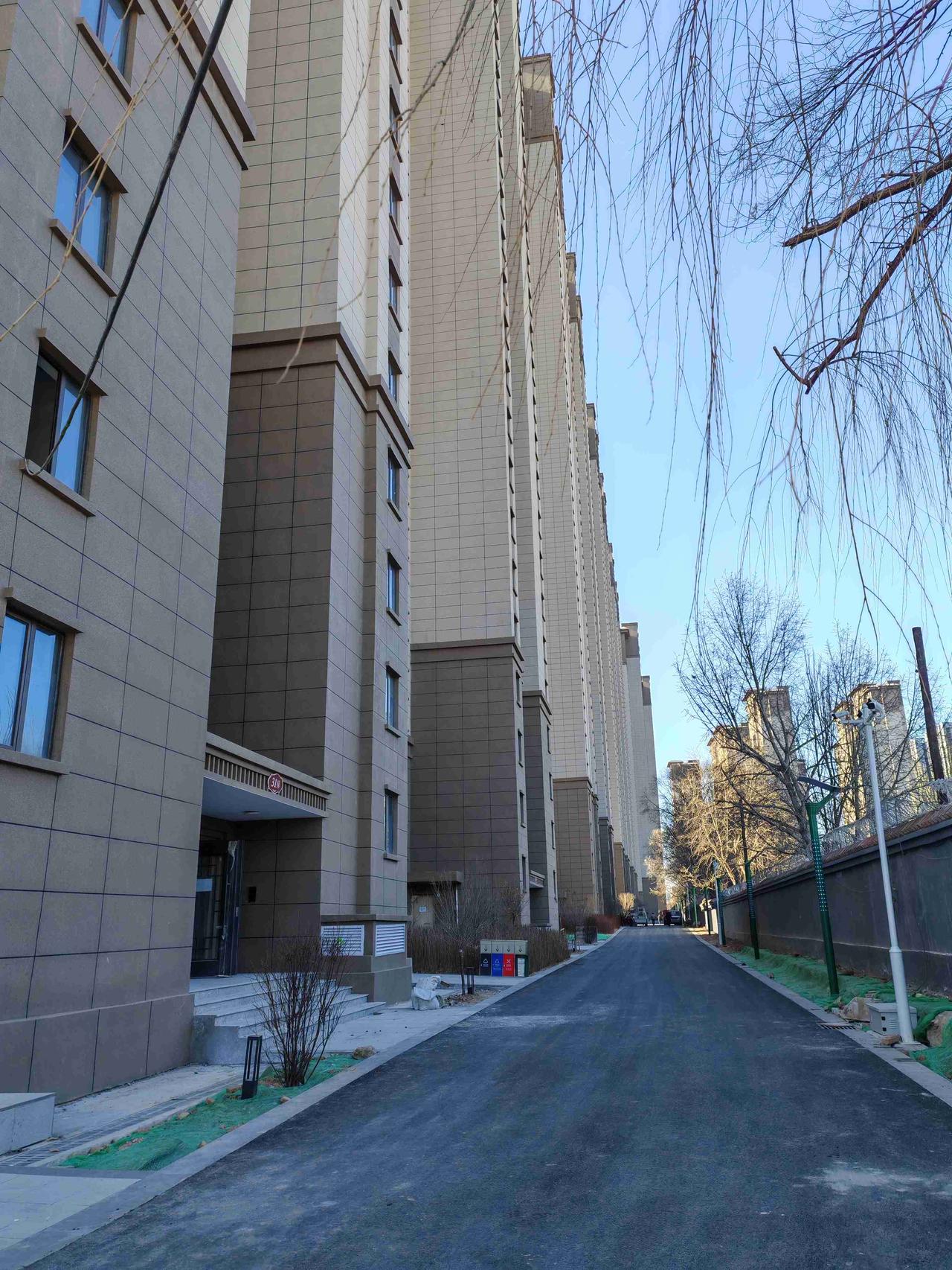 我的今日状态：😁轻松愉快
我这里的天气：☀️晴天
心情是轻松愉快的前提，我认为