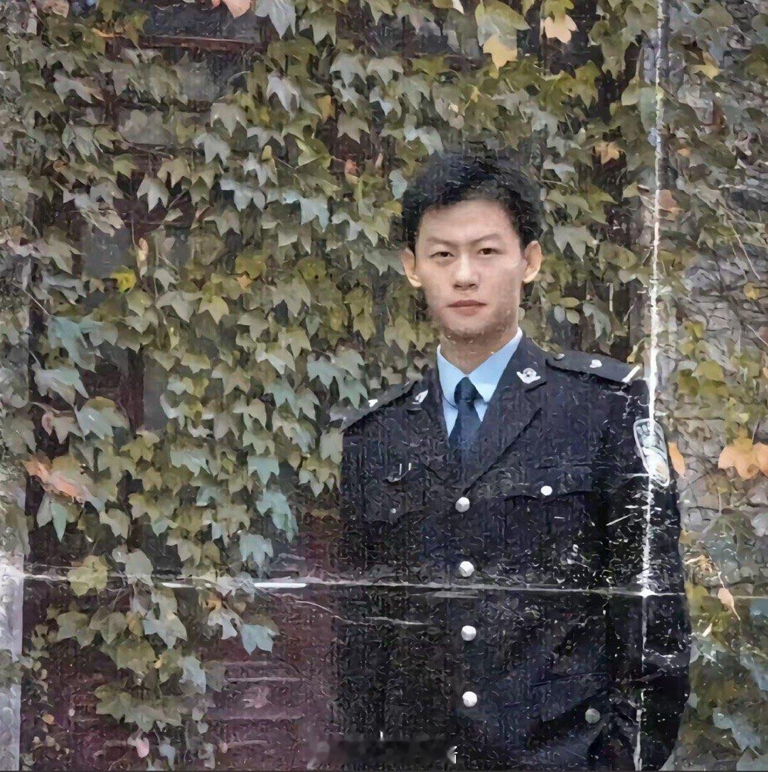 李响绝笔信狂飙公安的李响（理想）就是让人民安欣（安心）😭 ​​​