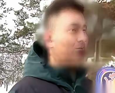 河南开封这事，讲的是一个当妈的，怎么被自己亲手养大的儿子，一刀一刀扎透了心。
她