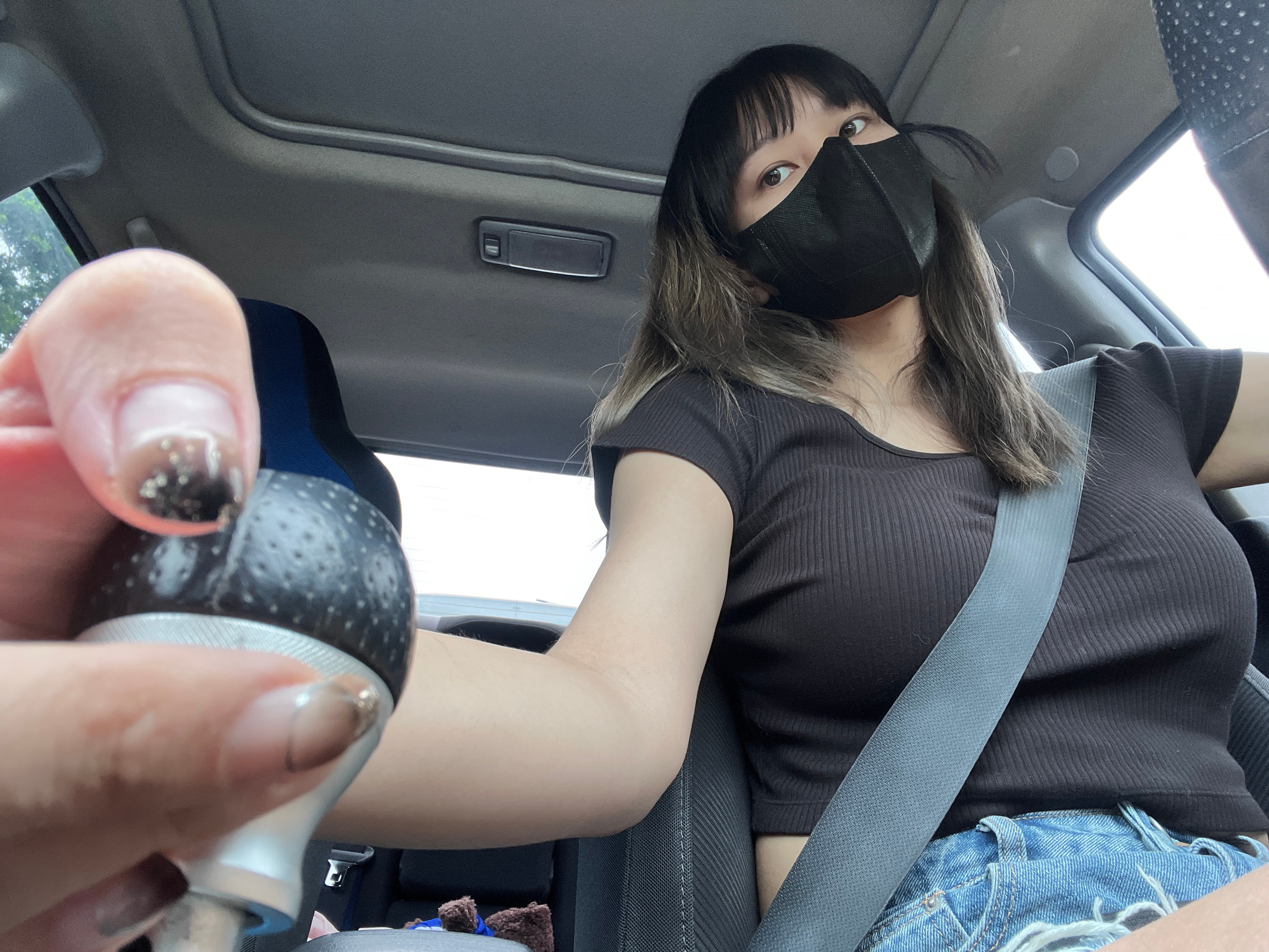 上班堵车 真费脚[苦涩] ​​​