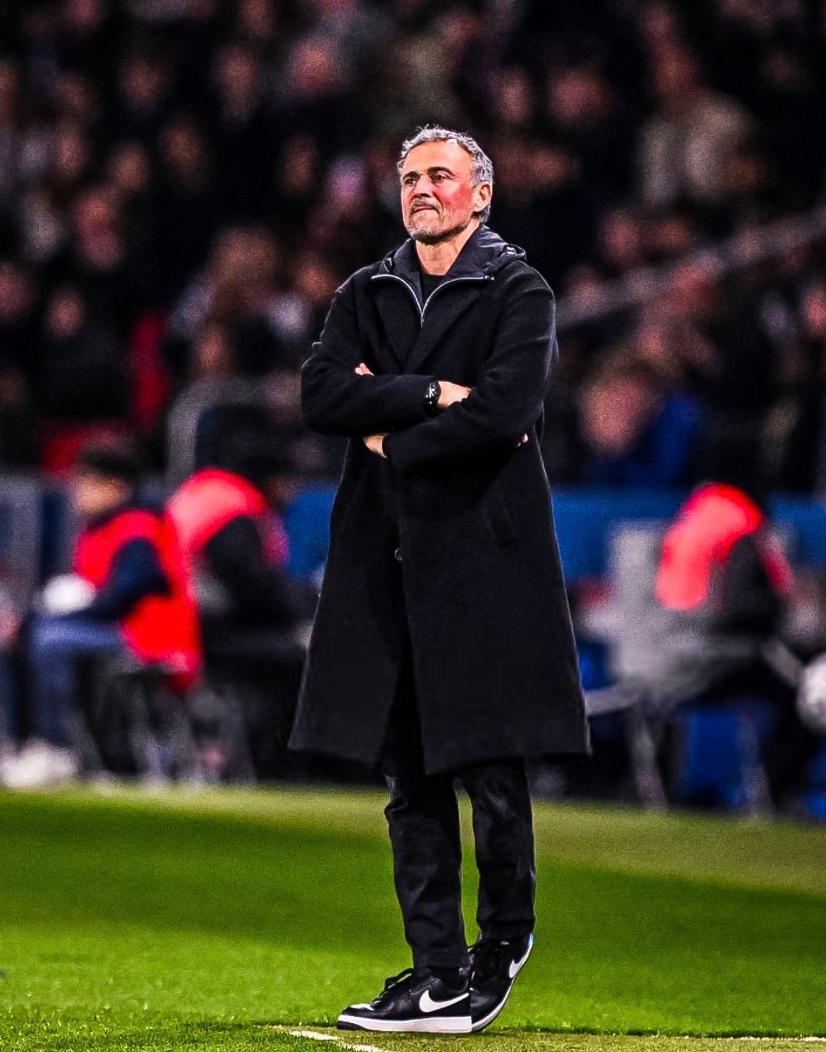 欧冠  欧冠1/4决赛首回合，巴黎主场2-0战胜利物浦，巴黎主帅恩里克赛后接受了