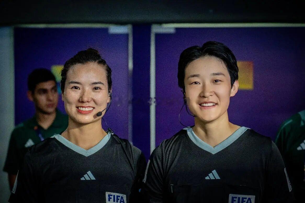 ｜ 董方雨中超首秀，历史性地一刻，巾帼不让须眉！！1991年出生的董方雨，在20