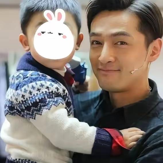 胡歌还真是闷声干大事的人啊，
​居然又生了个二胎，
​生大女儿的时候，有人说是在