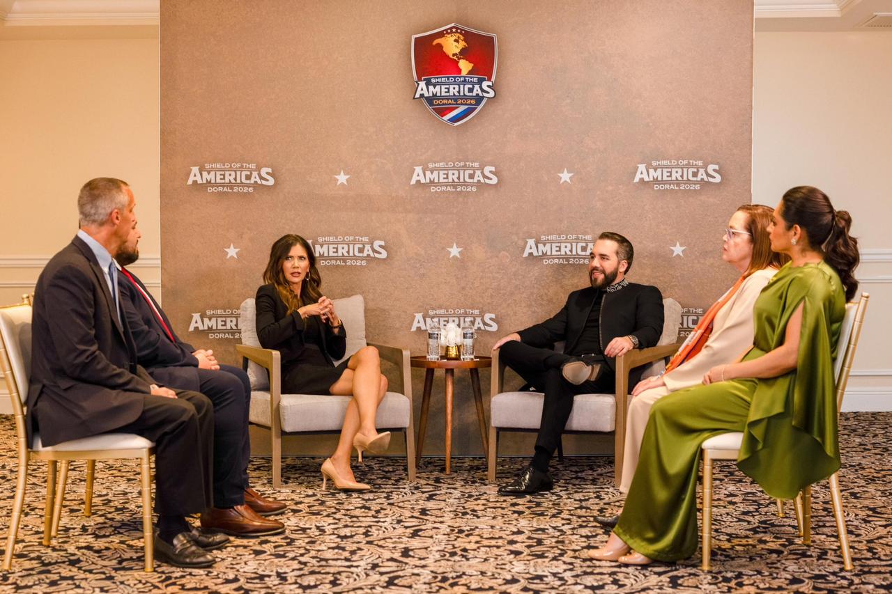 新任“美洲之盾”特使诺姆与萨尔瓦多总统举行了会晤，讨论萨尔瓦多为西半球安全事务上