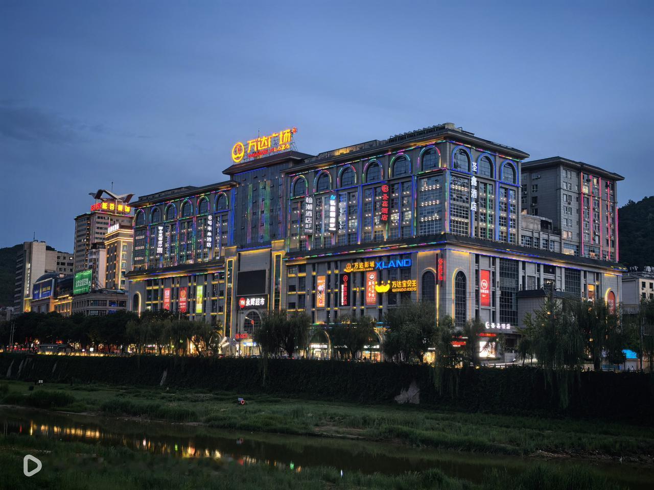 发图片说明你来过延安这组照片是今天在不同地点拍的延安景象。不是炫耀，只为问答，不